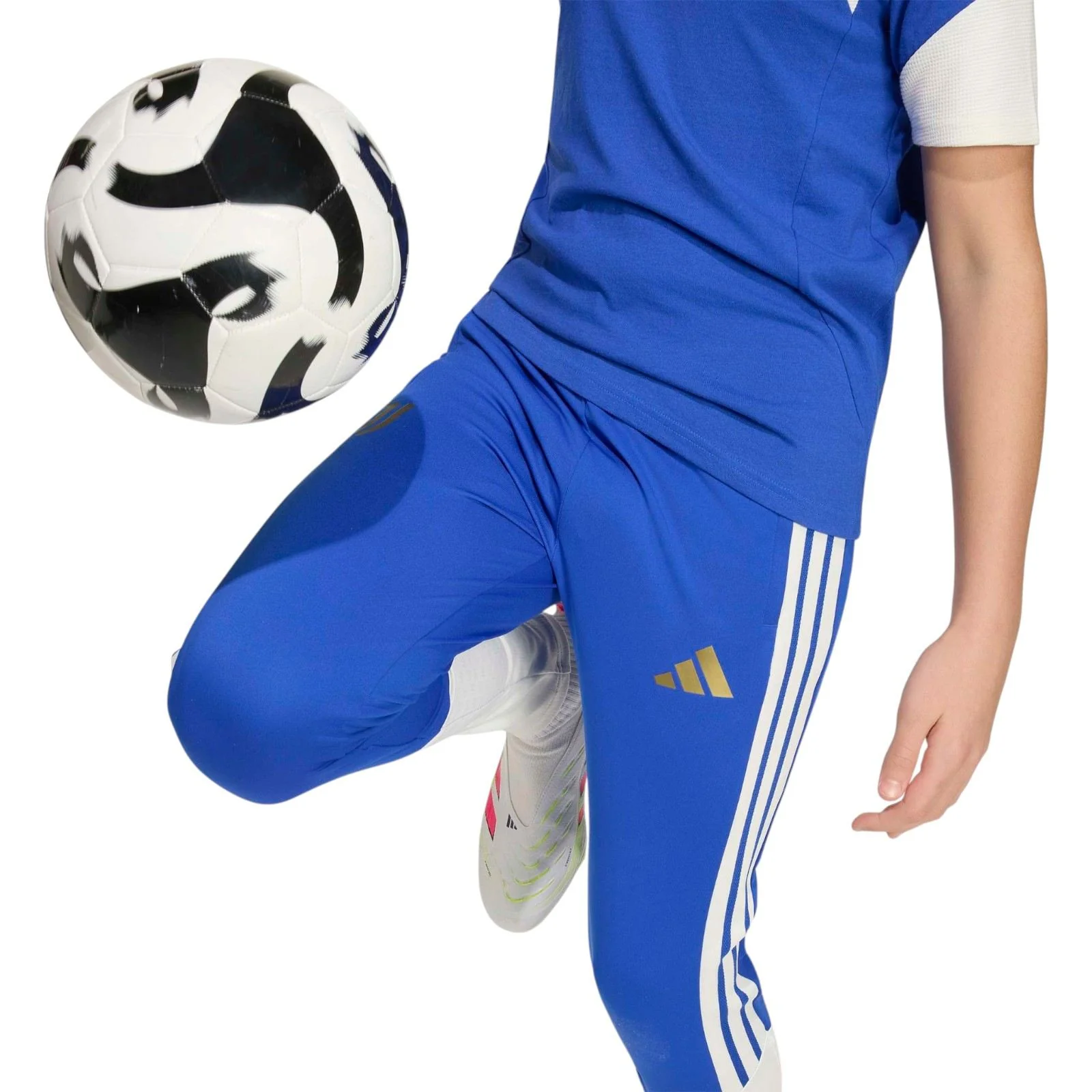 adidas Juventus Football 2026/27 Tiro Kids Training Pants - Image 3