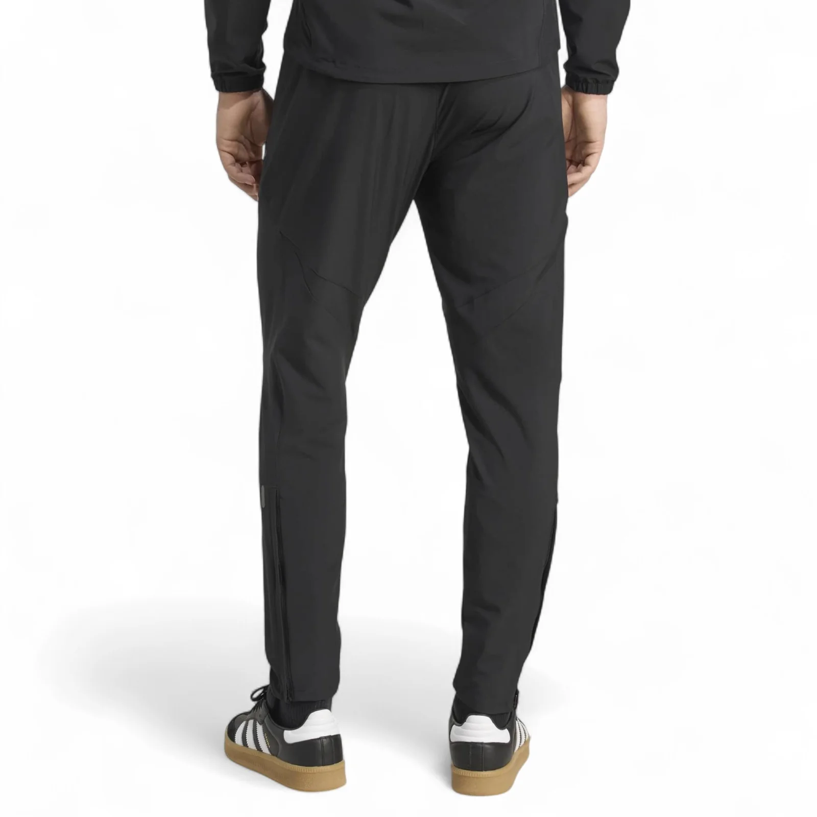 adidas Liverpool Football Tiro 2025/26 Adults Travel Pants - Image 2