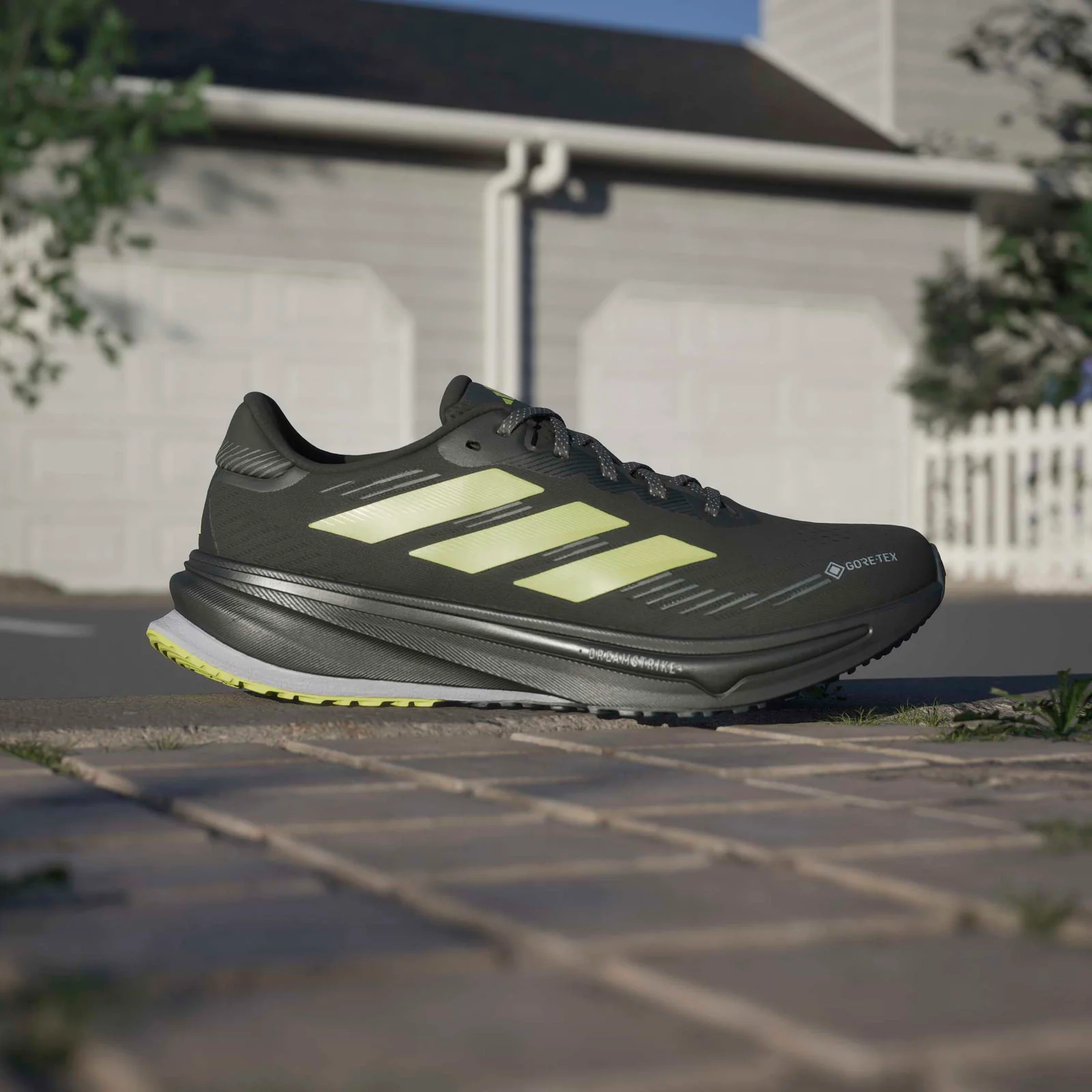 adidas SUPERNOVA RISE GTX Mens Waterproof Road Running Shoes - Image 11