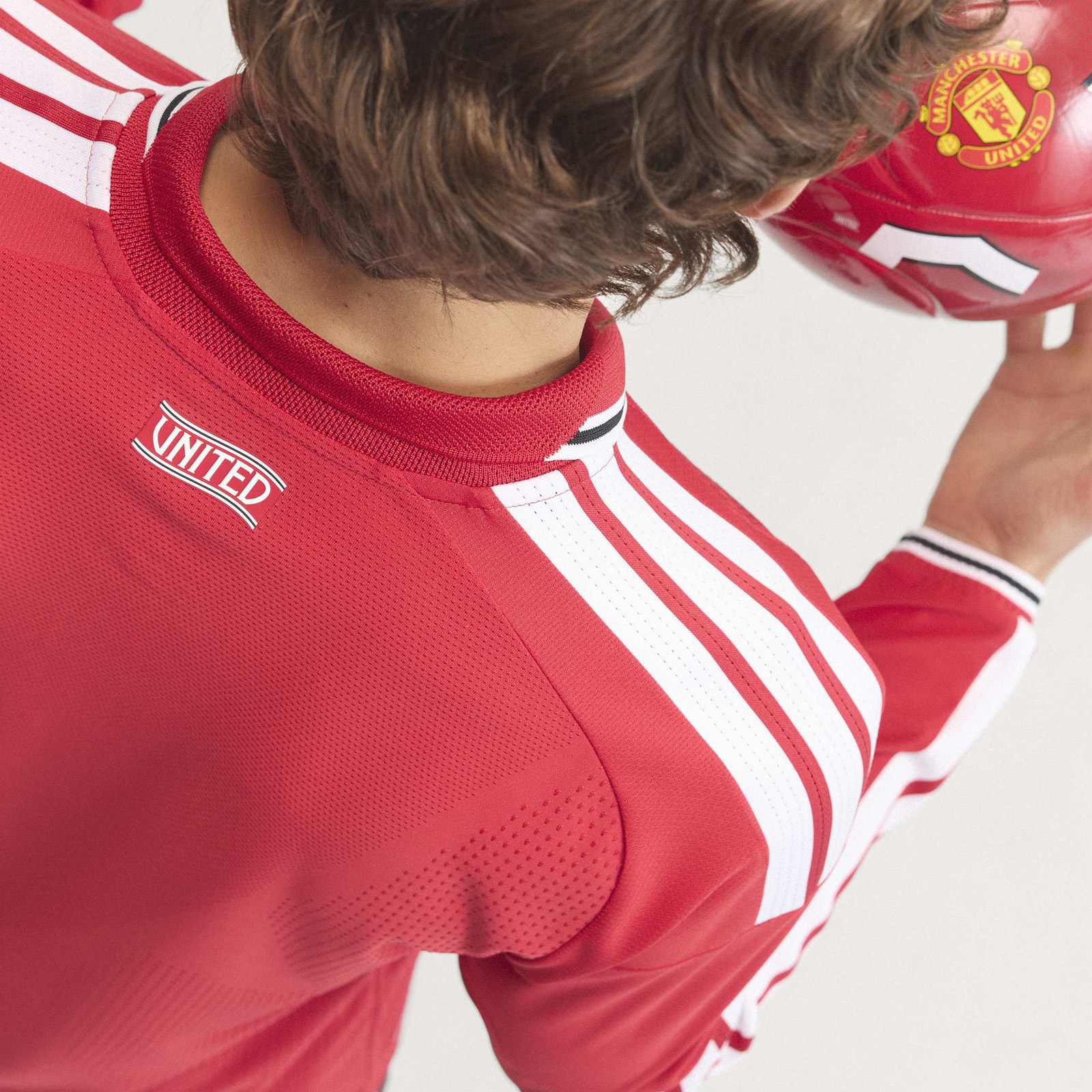 adidas Man Utd Football 2026/27 Adults Home Authentic Jersey - Image 12