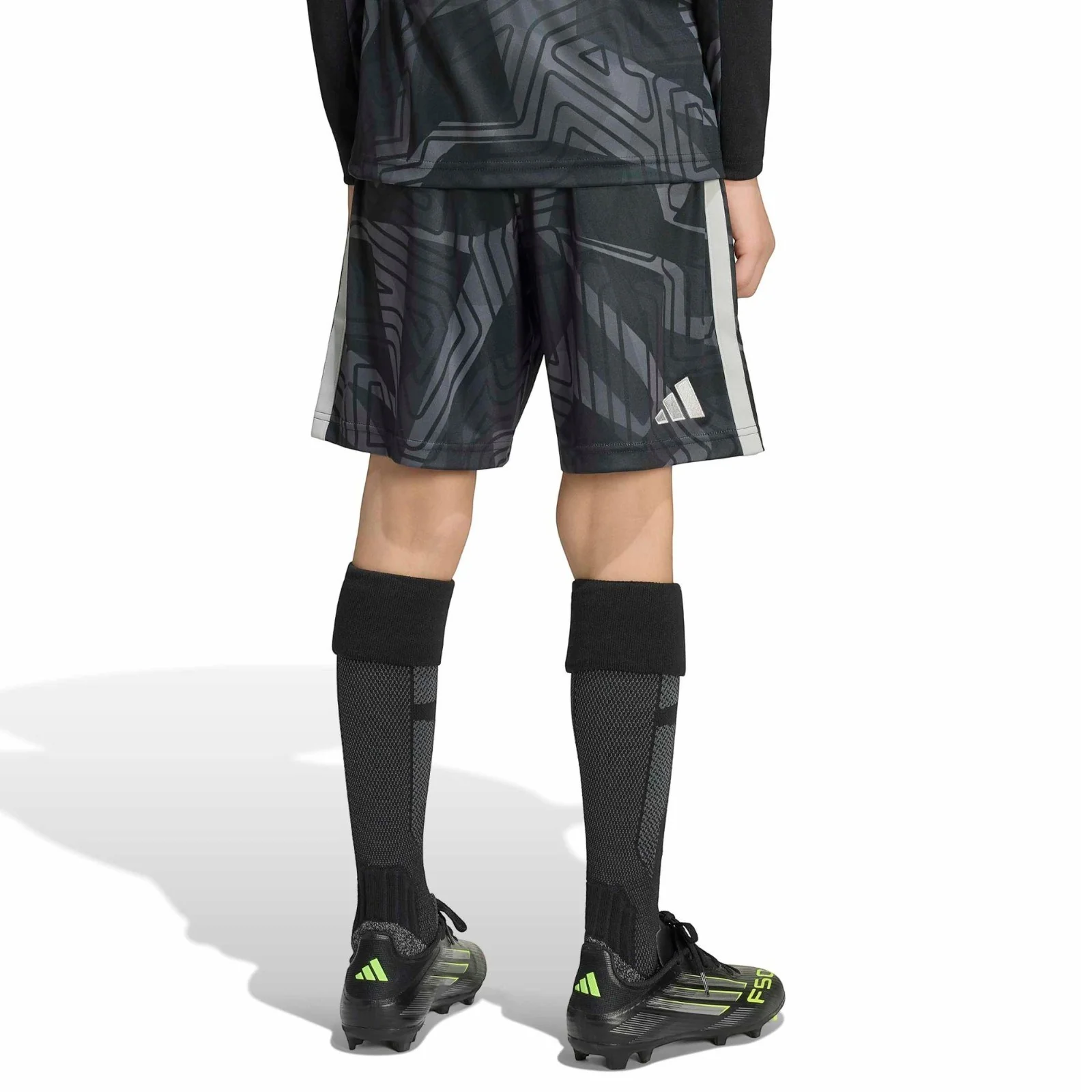 adidas Manchester United 2026/27 Kids Goalkeeper Shorts - Image 2