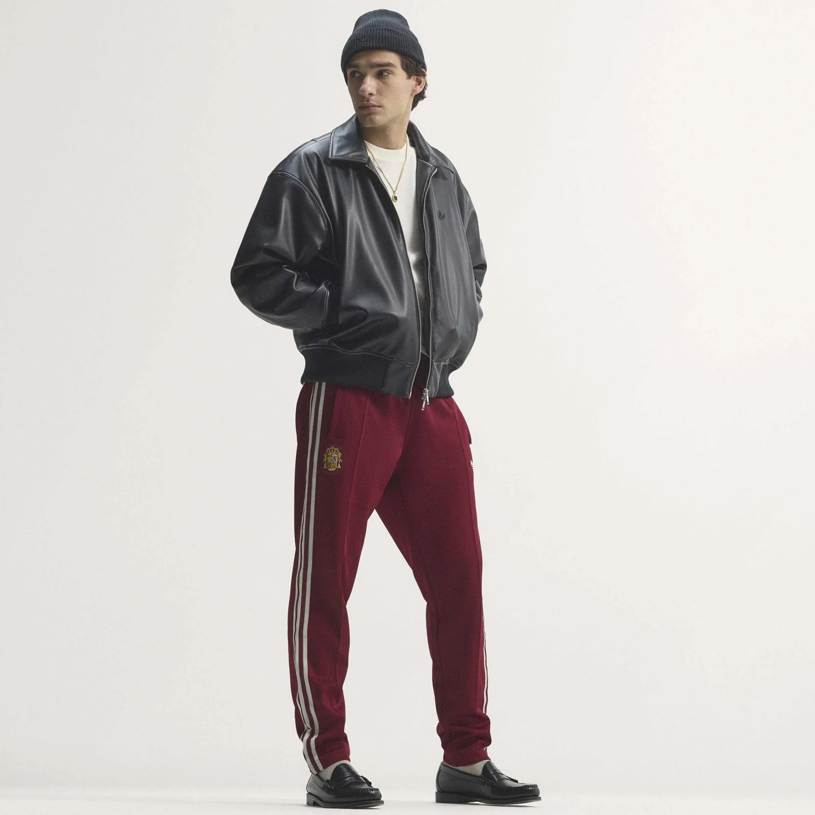 adidas OG Spain Football World Cup 2026 Adults Track Pants - Image 12