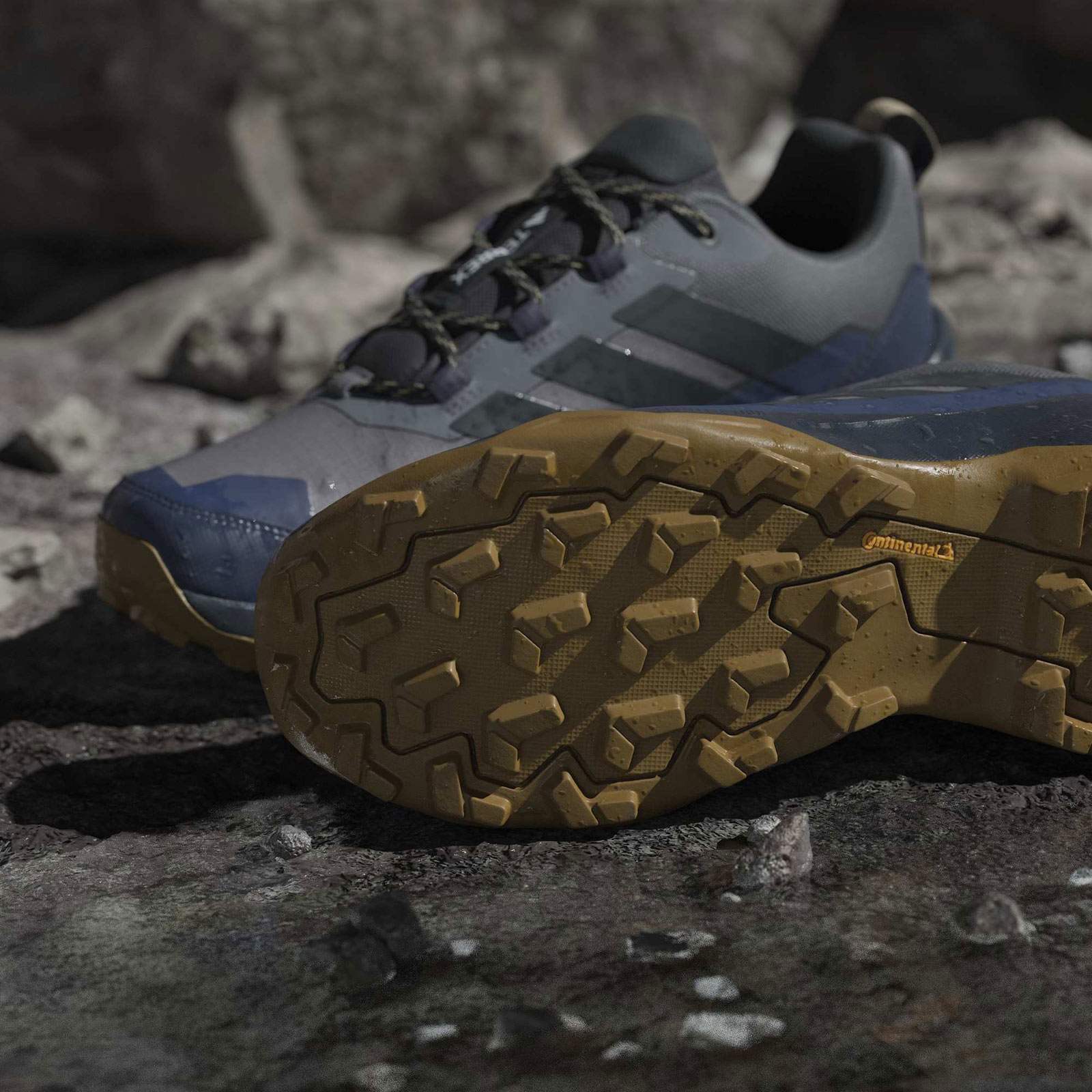 adidas Terrex Skychaser AX5 GORE-TEX Mens Hiking Shoes - Image 12