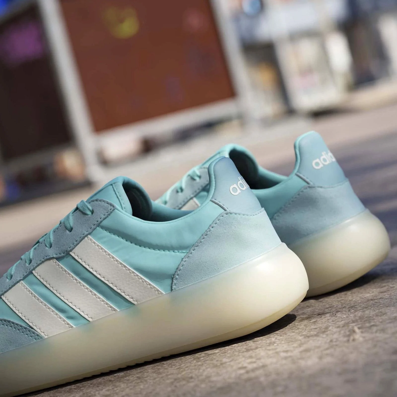adidas Barreda Decode Womens T-Toe Sneakers - Image 13