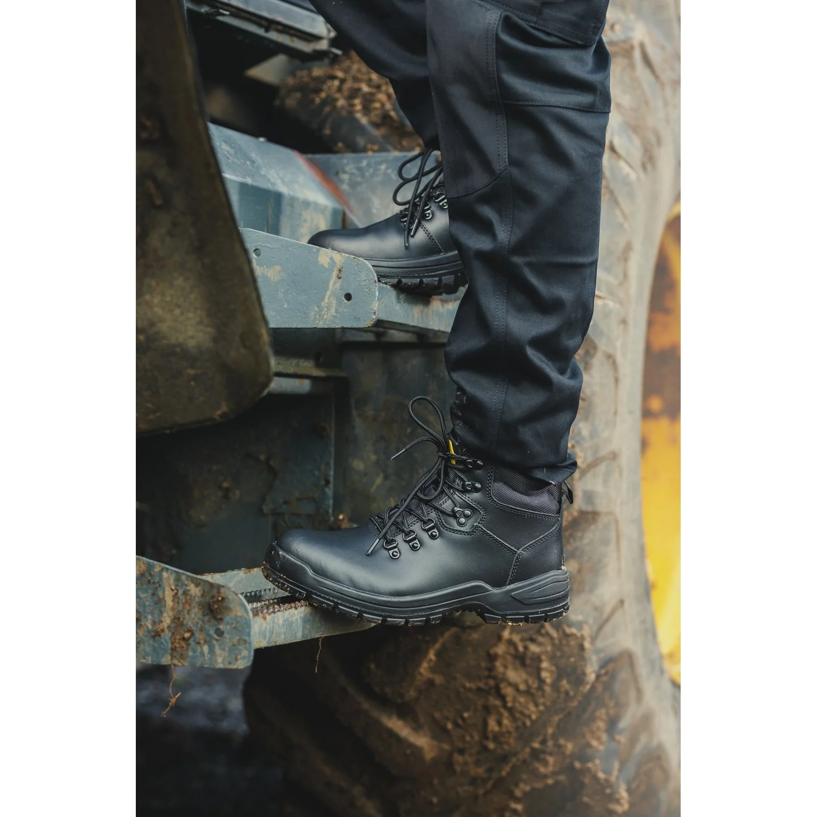 Amblers Safety Unisex 258 Safety Boot Black - Image 4