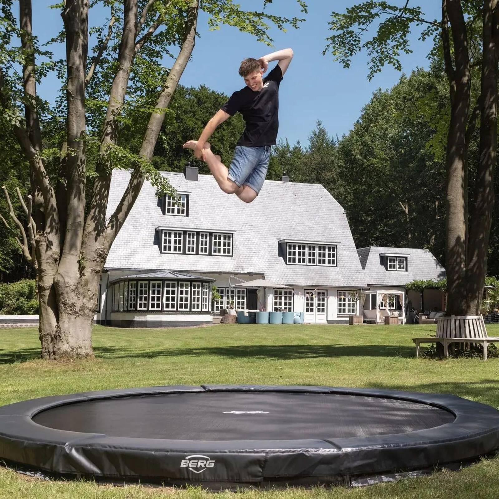 BERG SPORTS Champion InGround 330 Trampoline Grey - Image 2