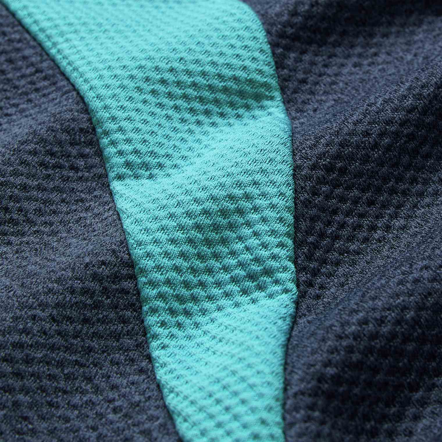 Canterbury IRFU Rugby Ireland 2026 Kids Elite First Layer Top - Image 8