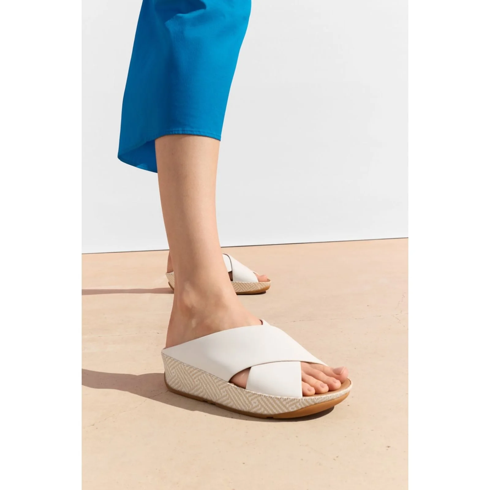 Fitflop Womens Lulu Lux Graphic-Weave Slides Urban White - Image 6