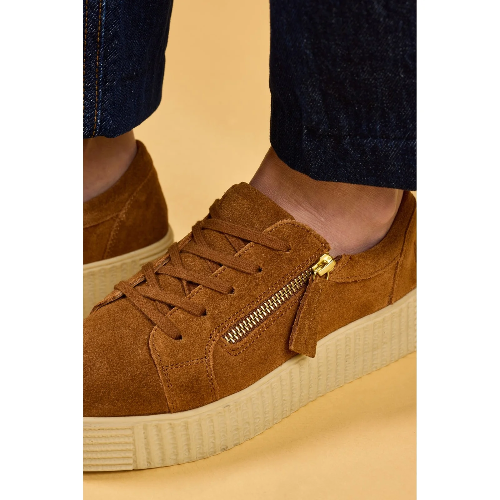 Hush Puppies Womens Tara Suede Trainer Tan - Image 6