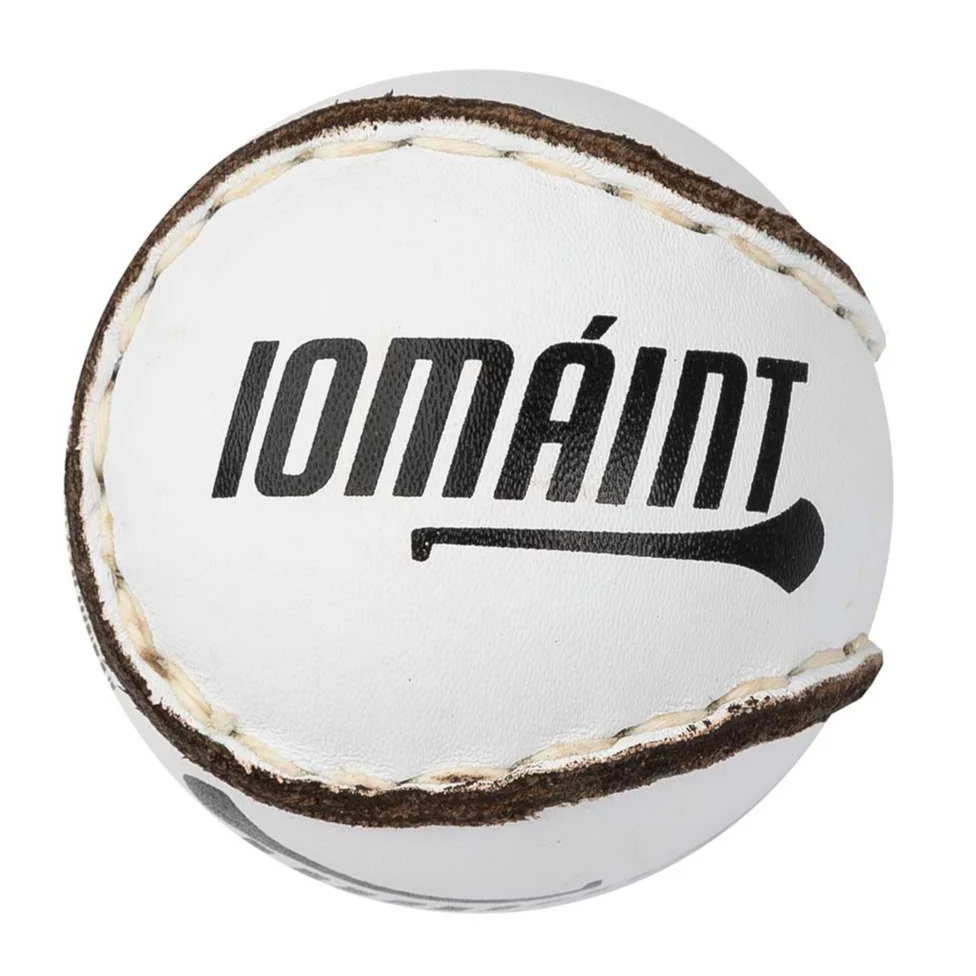 Iomaínt Sliotar Size 5 White
