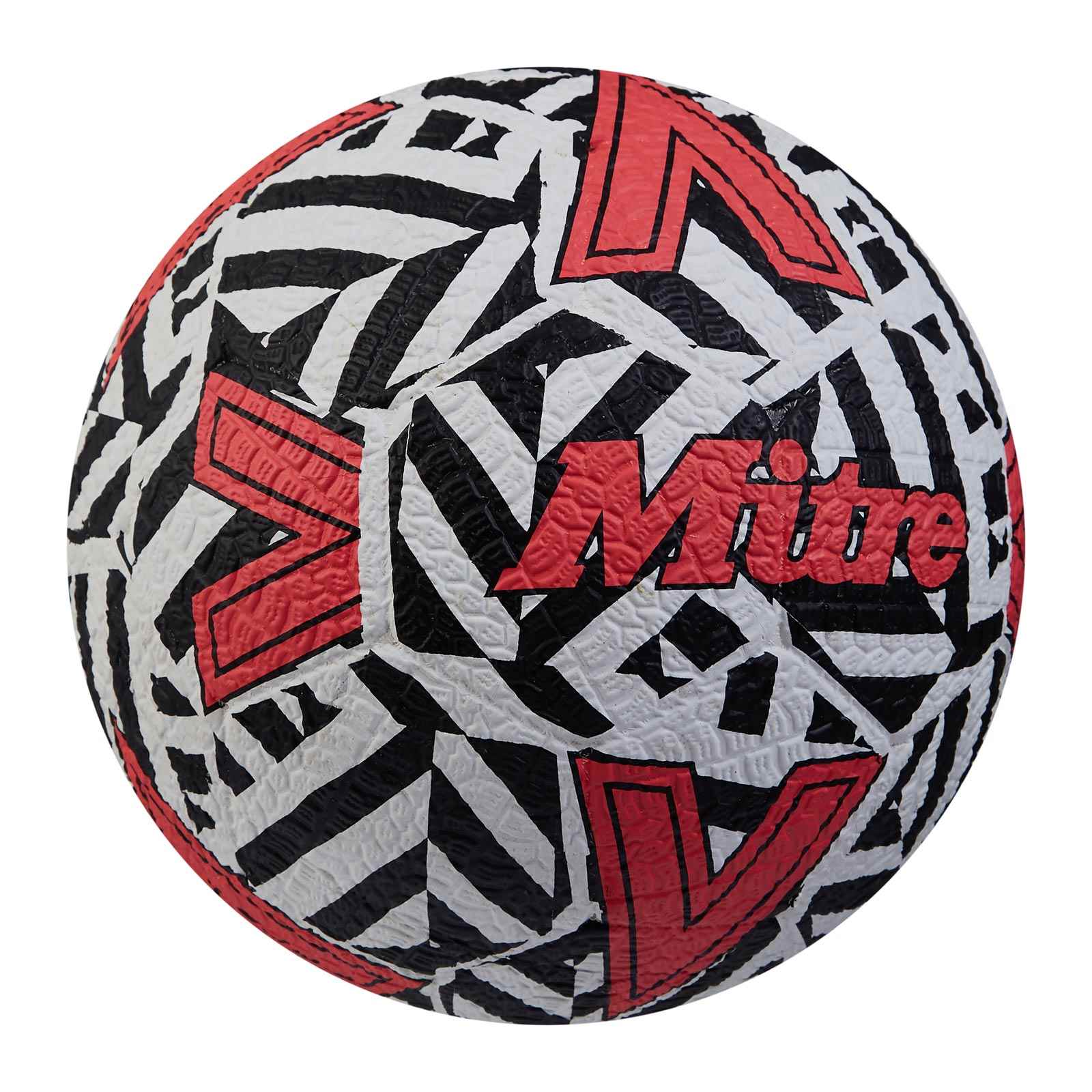 Mitre Street Soccer 24 Football - 10 Pack - Image 3