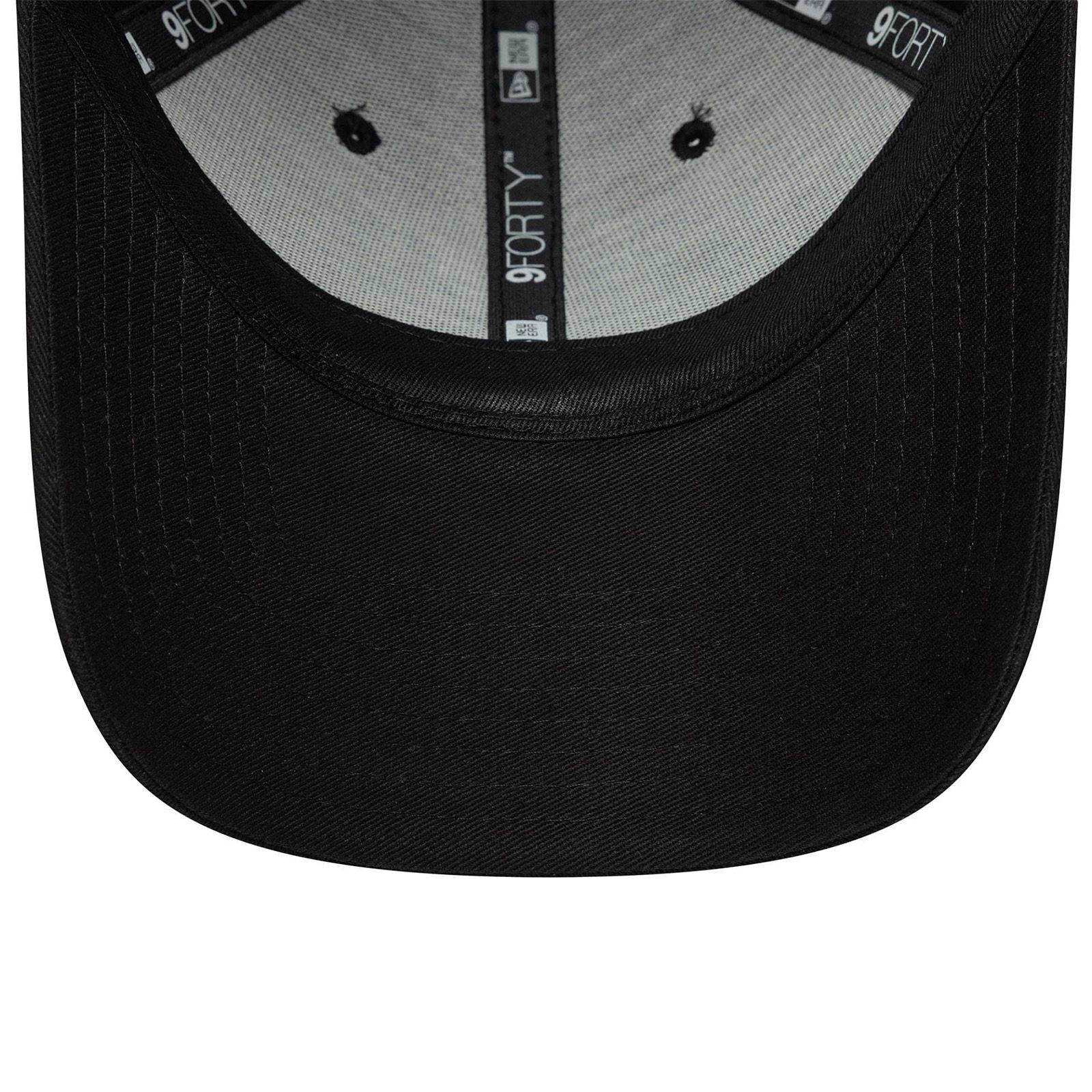 New Era Liverpool FC 2025 9FORTY Adjustable Cap - Image 5