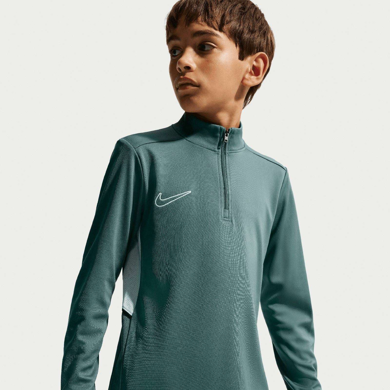 Nike Academy Kids Dri-FIT Long-Sleeve 1/2-Zip Soccer Drill Top - Image 3