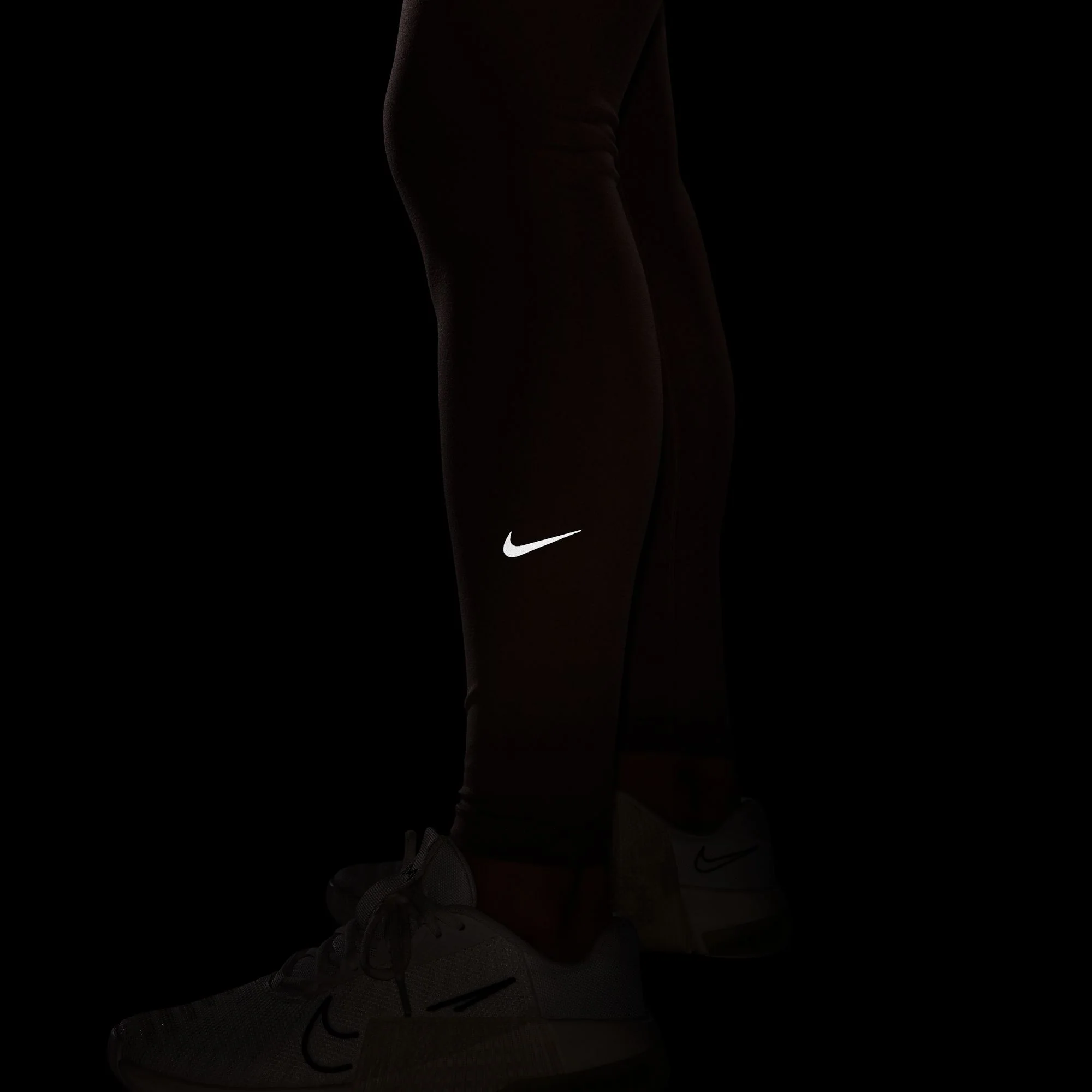 Nike One Womens High-Waisted Full-Length Leggings - Image 4