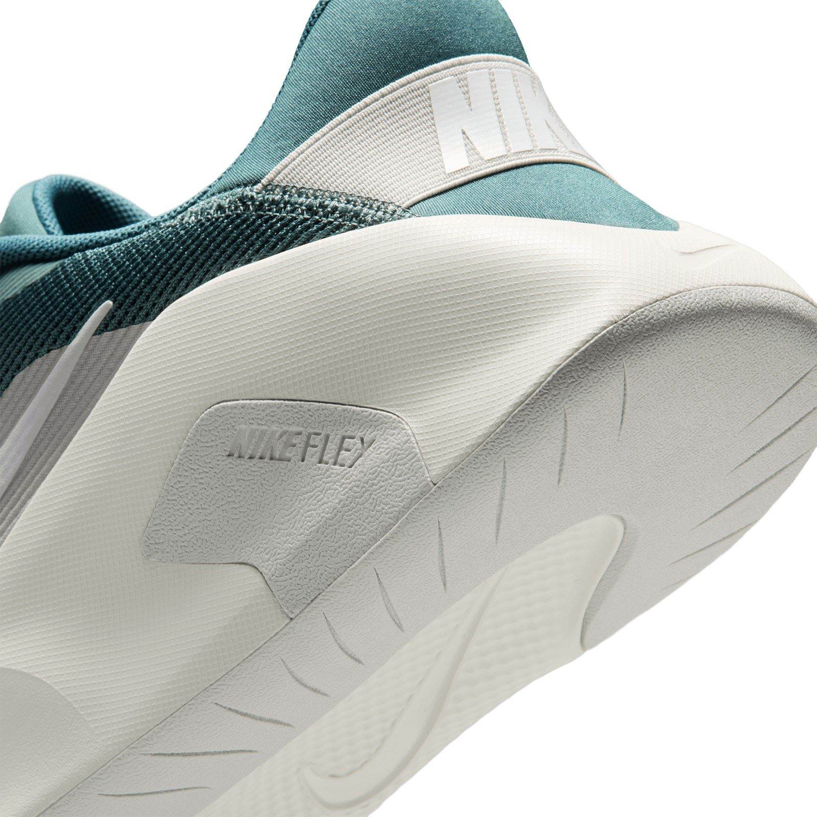 Nike Flex Train Mens Workout Shoes - Image 5
