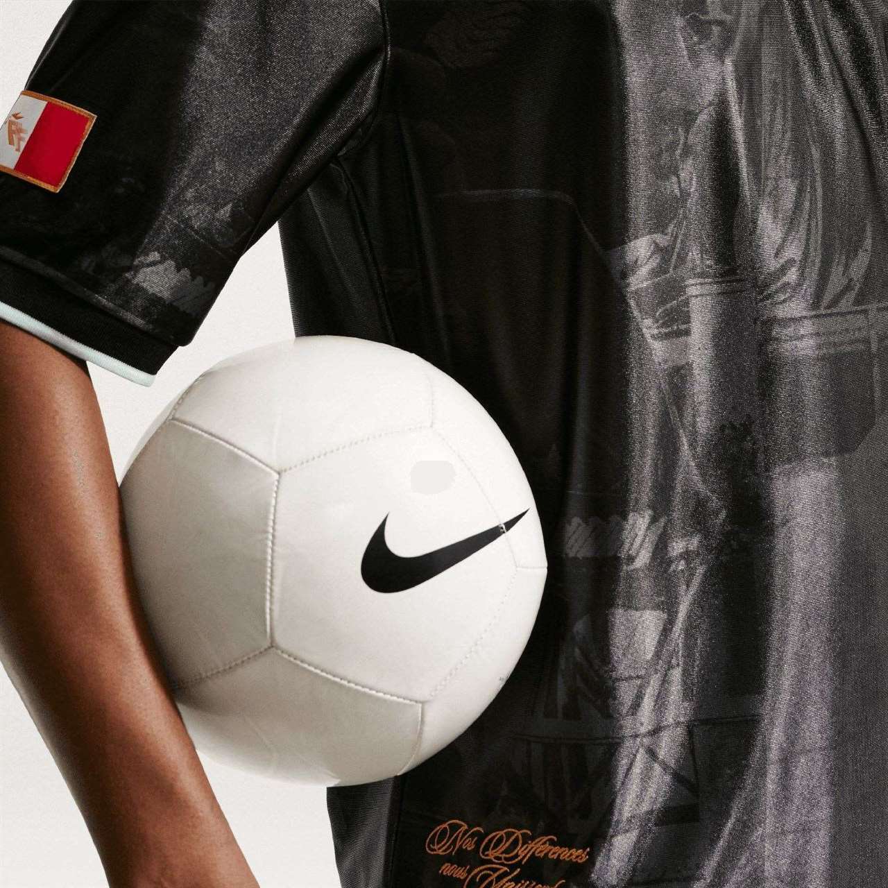 Nike France Energy World Cup 2026 Mens Dri-FIT Short-Sleeve Soccer Top - Image 6