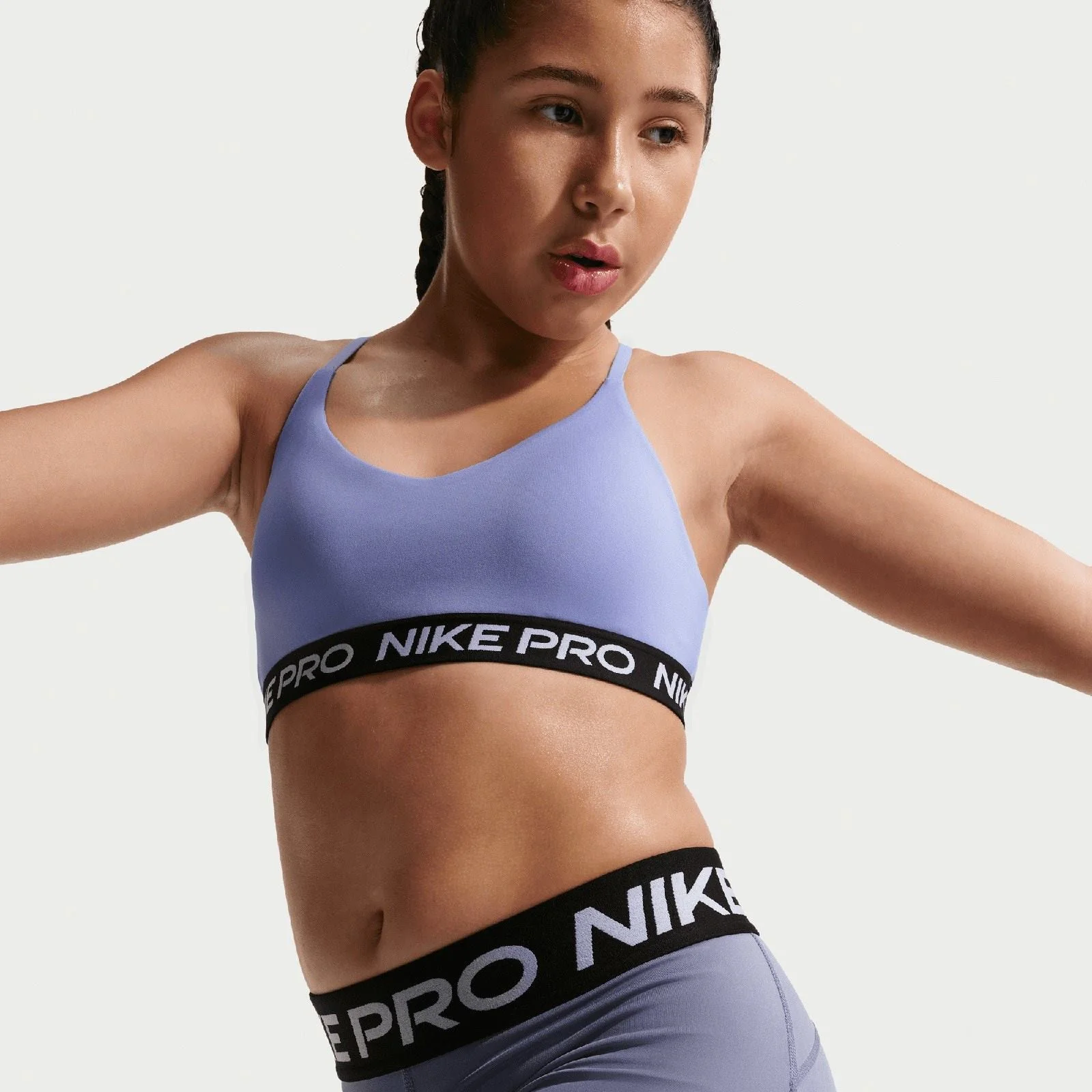 Nike Pro Girls Indy Bra - Image 5