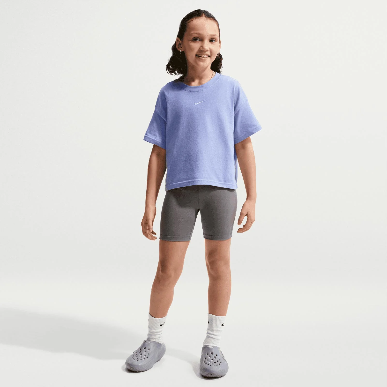 Nike Sportswear Essential Kids T-Shirt - Image 6