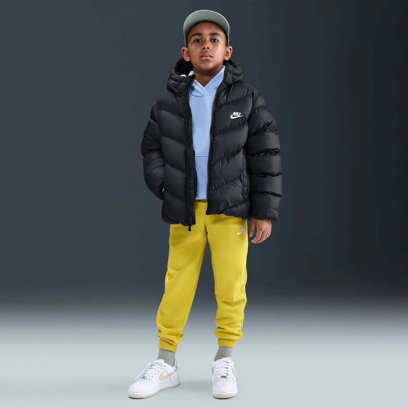 Nike Sportswear All Day Play Kids Therma-FIT Loose-Fit Puffer Jacket - Image 9