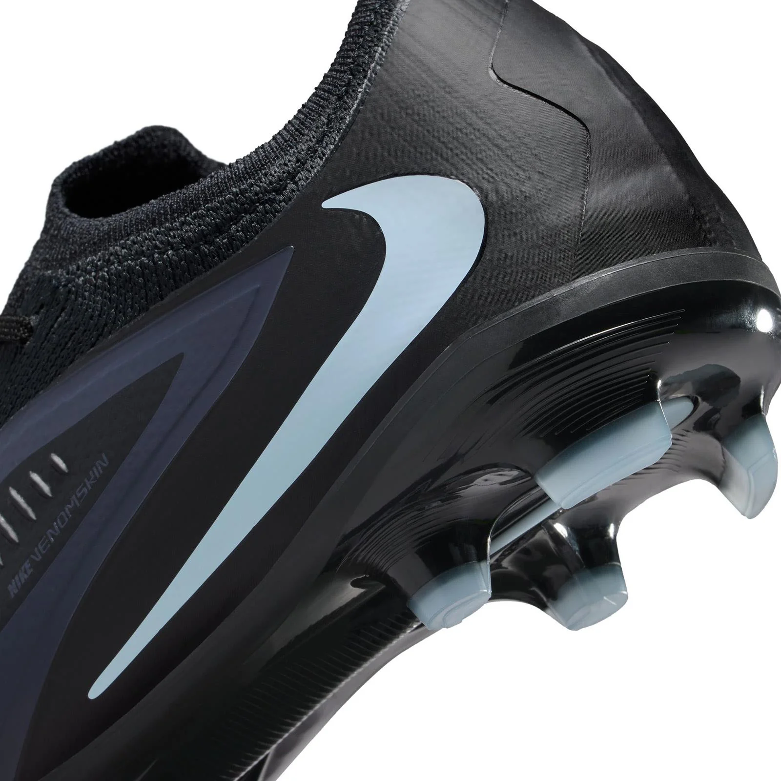 Nike Jr. Phantom 6 Low Pro Multi-Ground Football Boots - Image 6