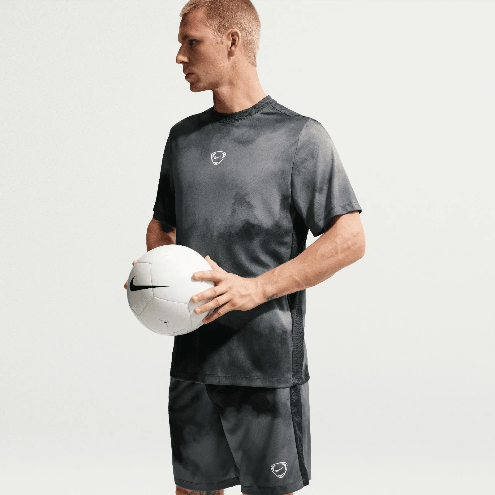 Nike Academy+ Mens Dri-FIT Soccer Shorts - Image 4