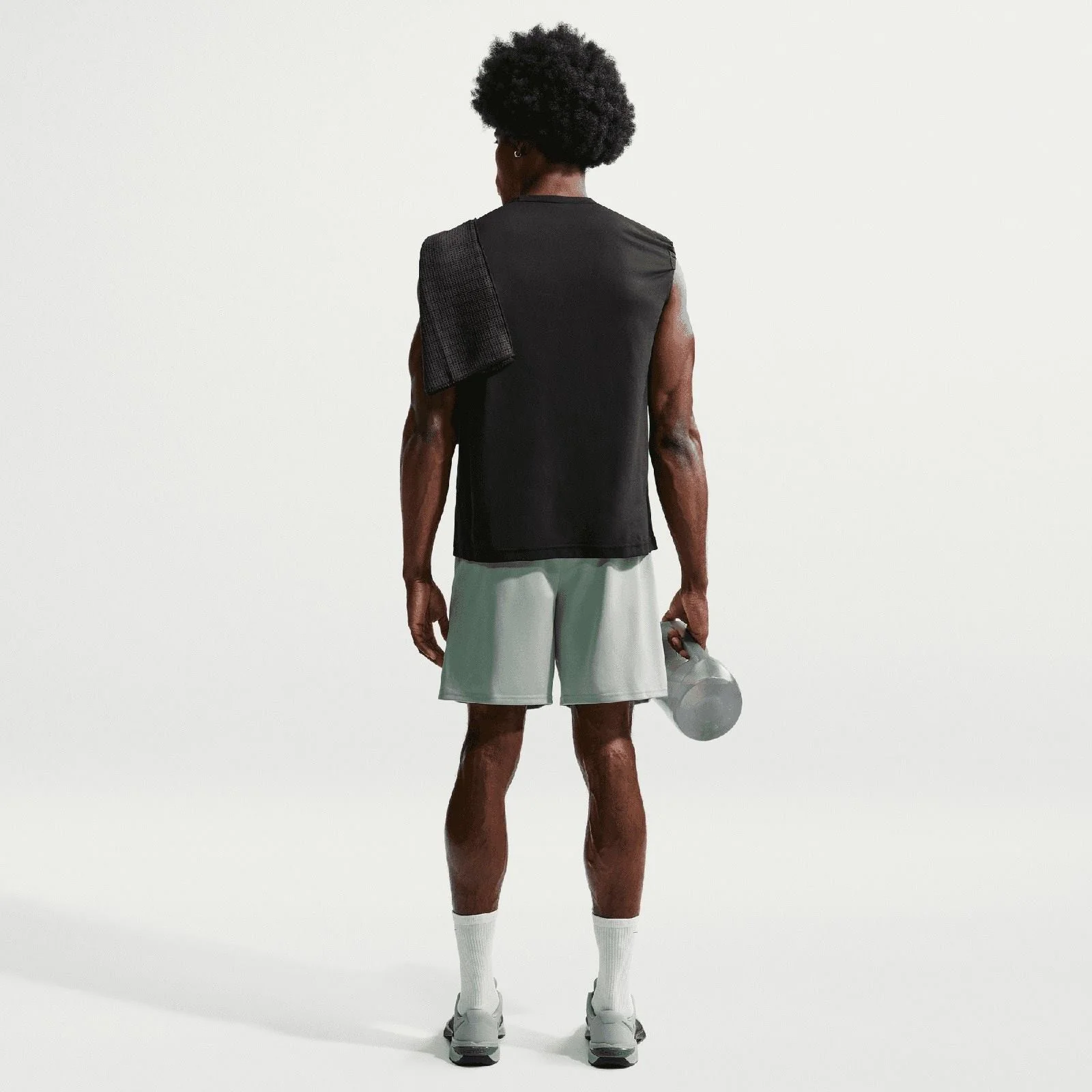 Nike Dr-FIT Totality Mens 7" Training Shorts - Image 5