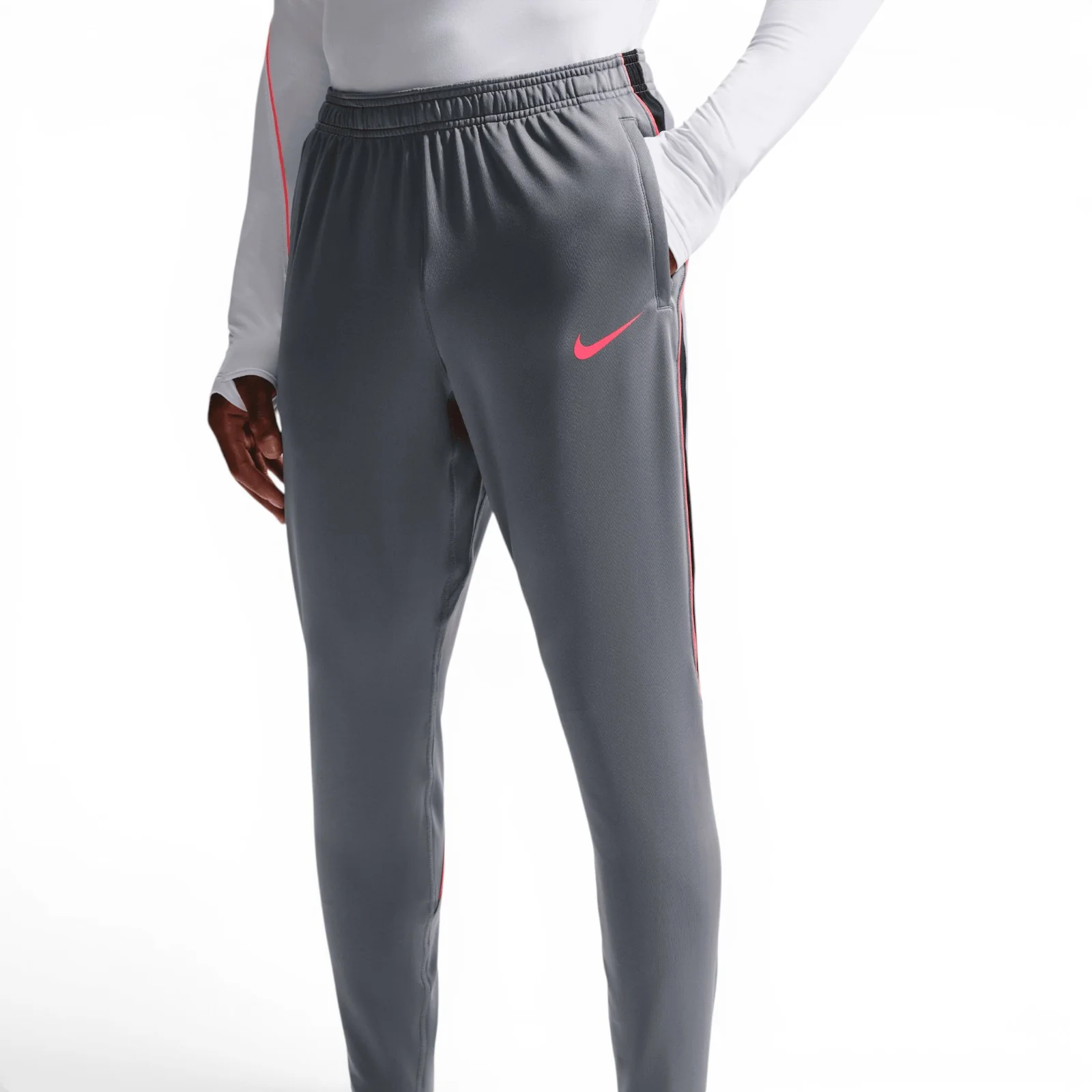 Nike Strike Mens Dri-FIT Slim-Fit Football Training Pants