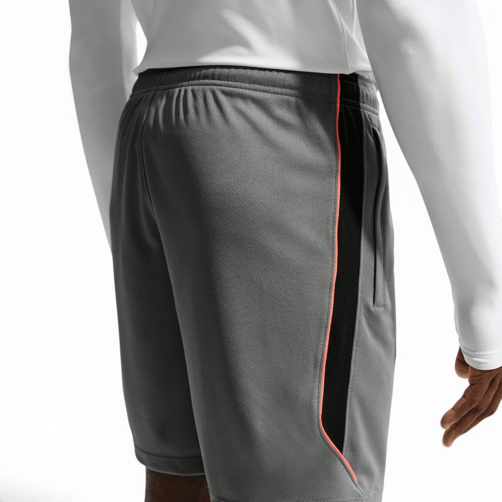 Nike Strike Mens Dri-FIT Football Training Shorts - Image 2