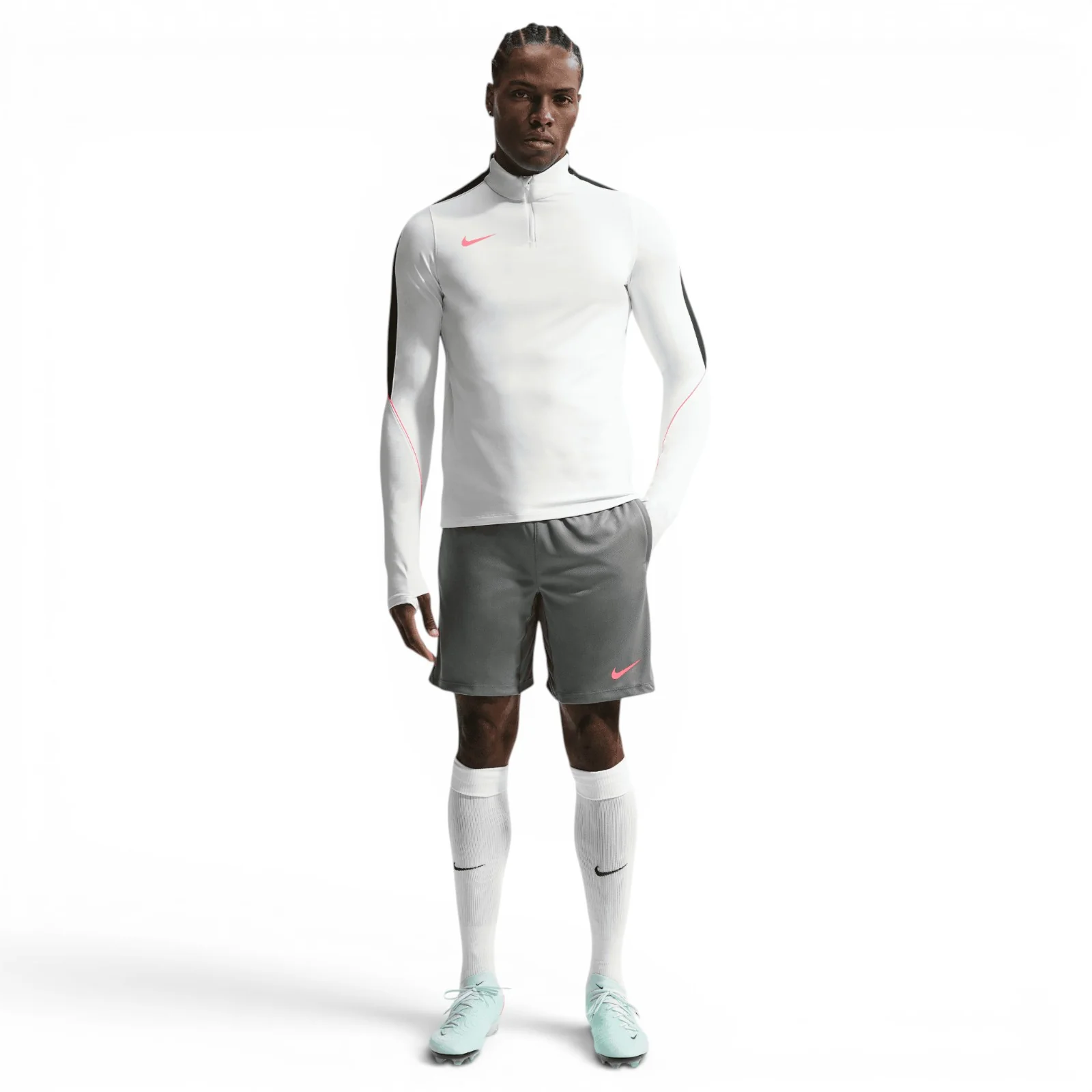 Nike Strike Mens Dri-FIT Football Training Shorts - Image 3