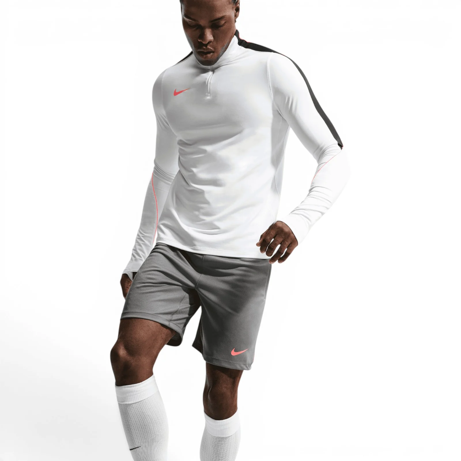 Nike Strike Mens Dri-FIT Football Training Shorts - Image 5