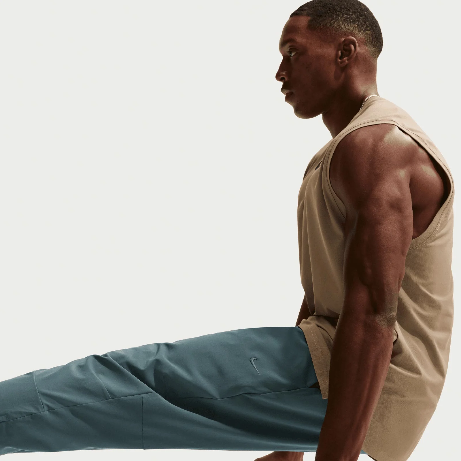 Nike Unlimited Mens Dri-FIT Zippered Cuff Versatile Pants - Image 5