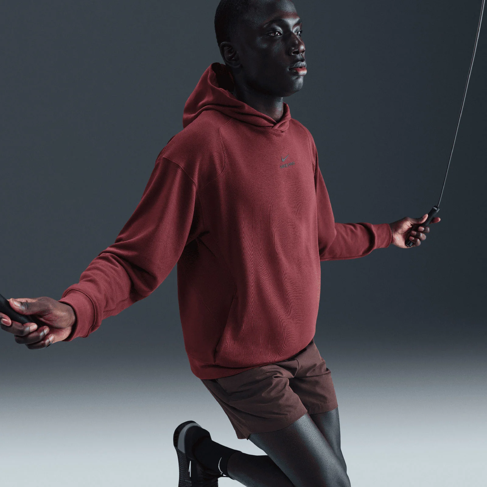 Nike Pro Mens Dri-FIT Mid Layer Training Hoodie - Image 5