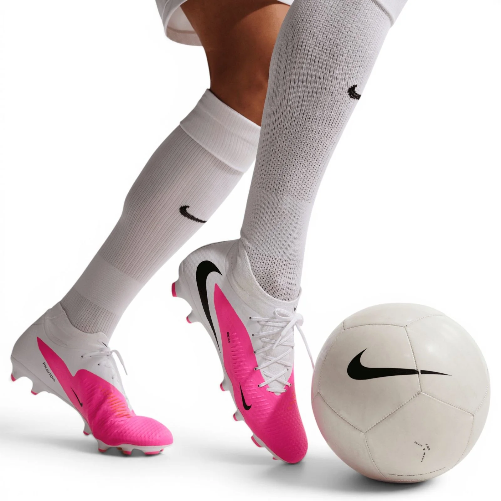 Nike Phantom 6 High Academy Adults Firm-Ground Football Boots - Image 10