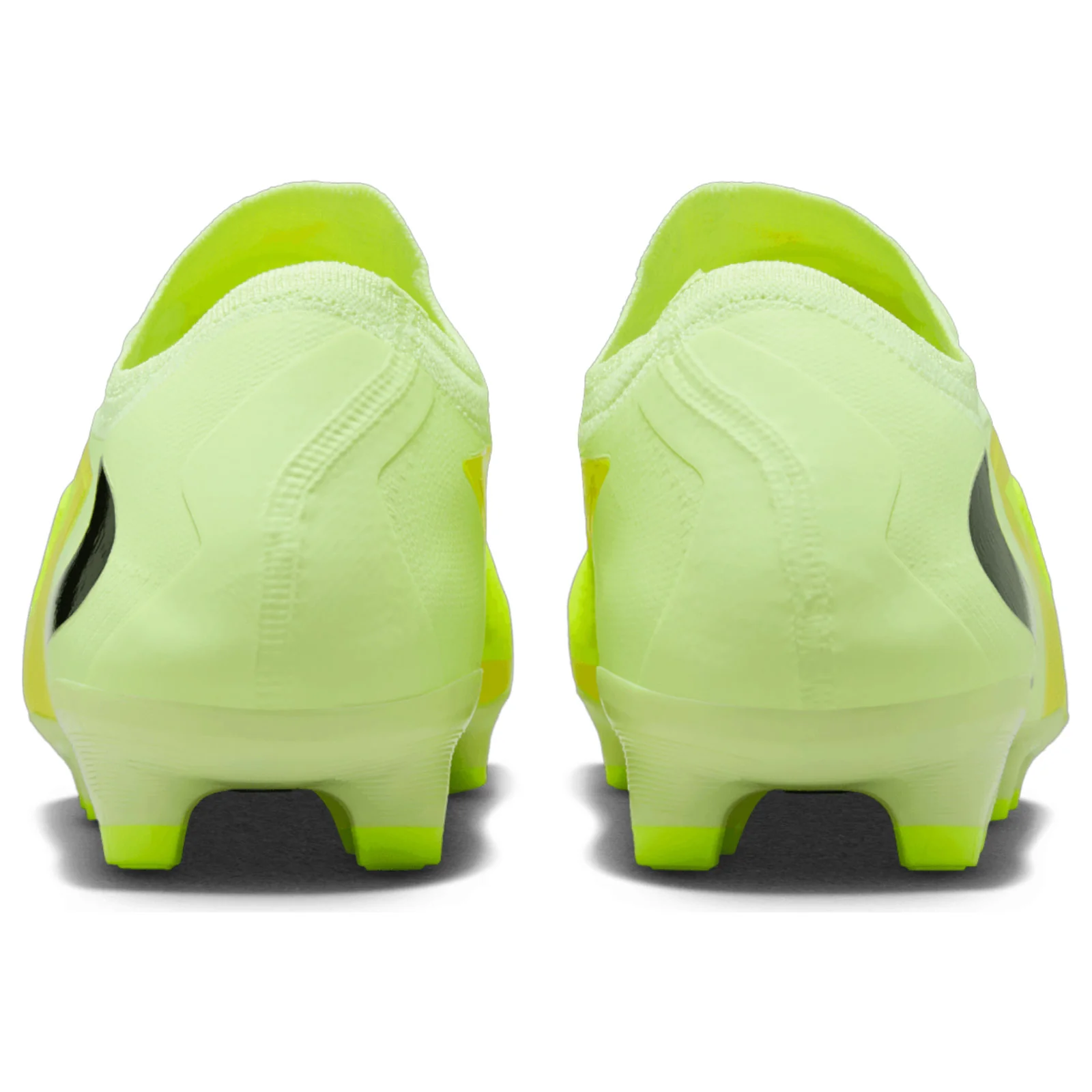 Nike Phantom 6 Low Pro Firm-Ground Football Boots - Image 7