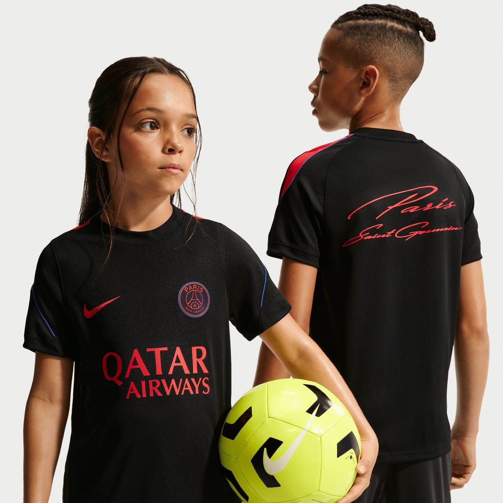 Nike Paris Saint-Germain 2026 Strike Kids Soccer Dri-FIT Short-Sleeve Top - Image 3