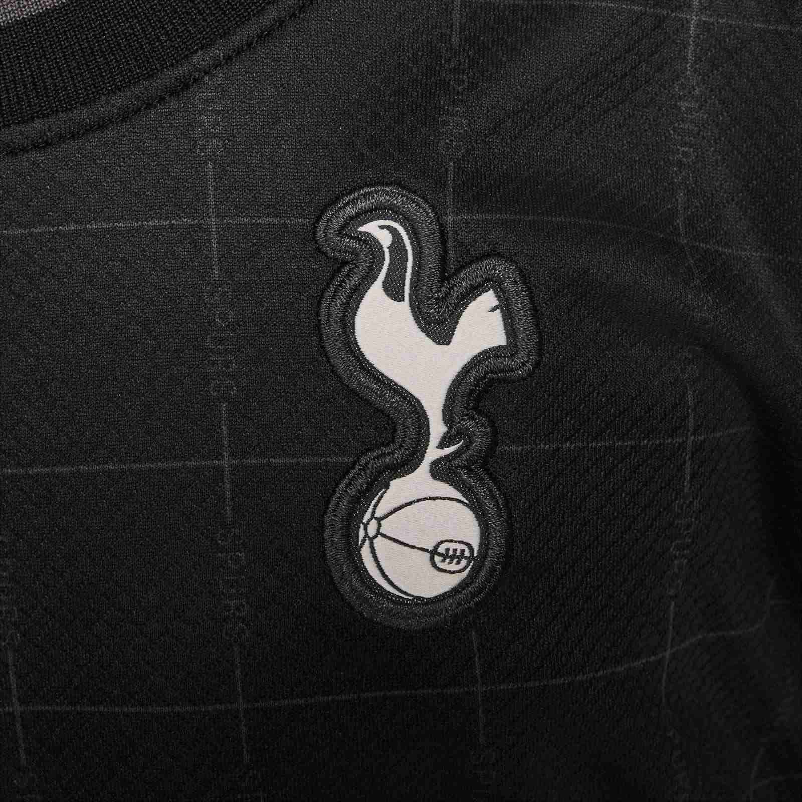 Nike Tottenham Hotspur 2025/26 Stadium Away Kids Soccer Replica 3-Piece Kit - Image 9