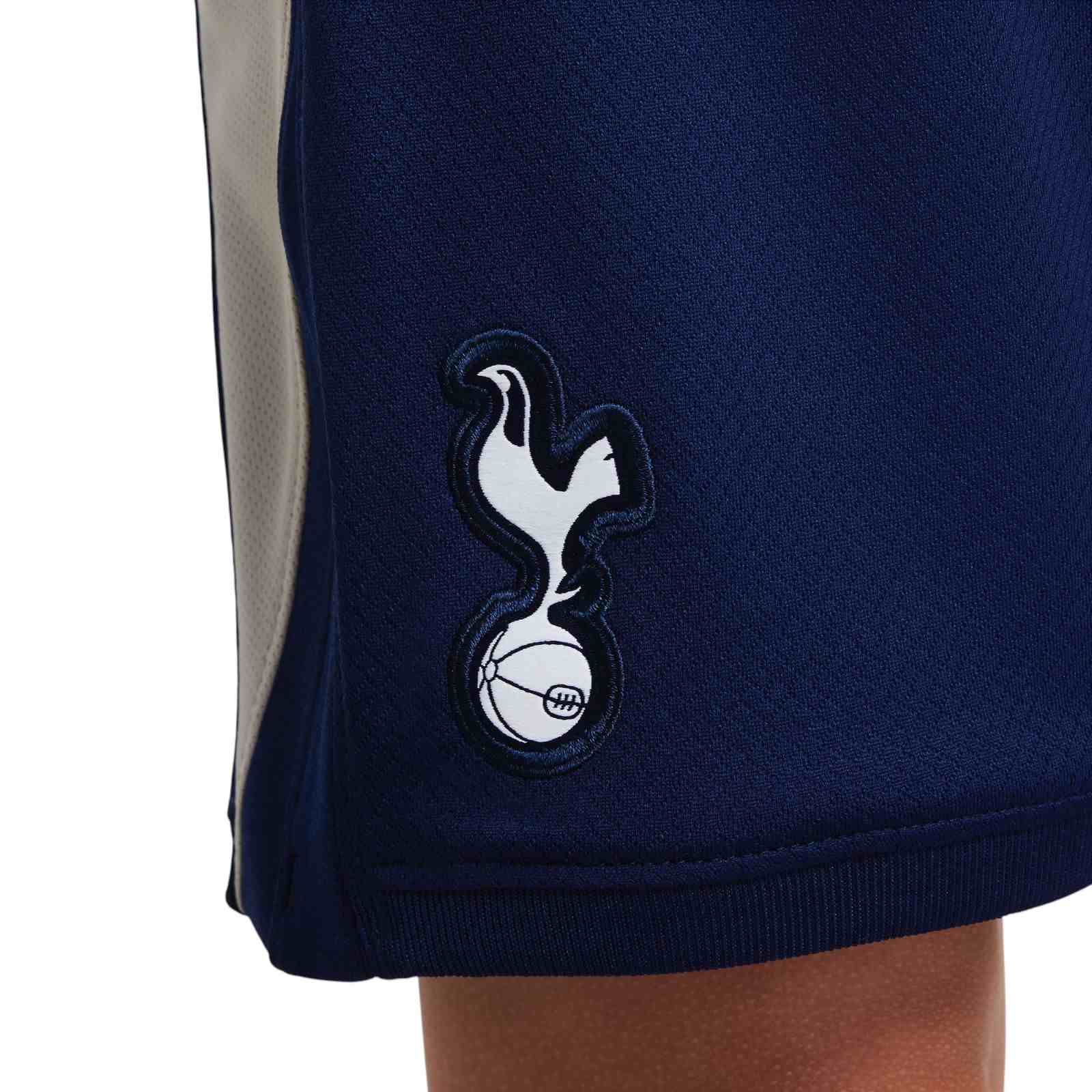 Nike Tottenham Hotspur 2025/26 Kids Soccer Replica 3-Piece Kit - Image 6