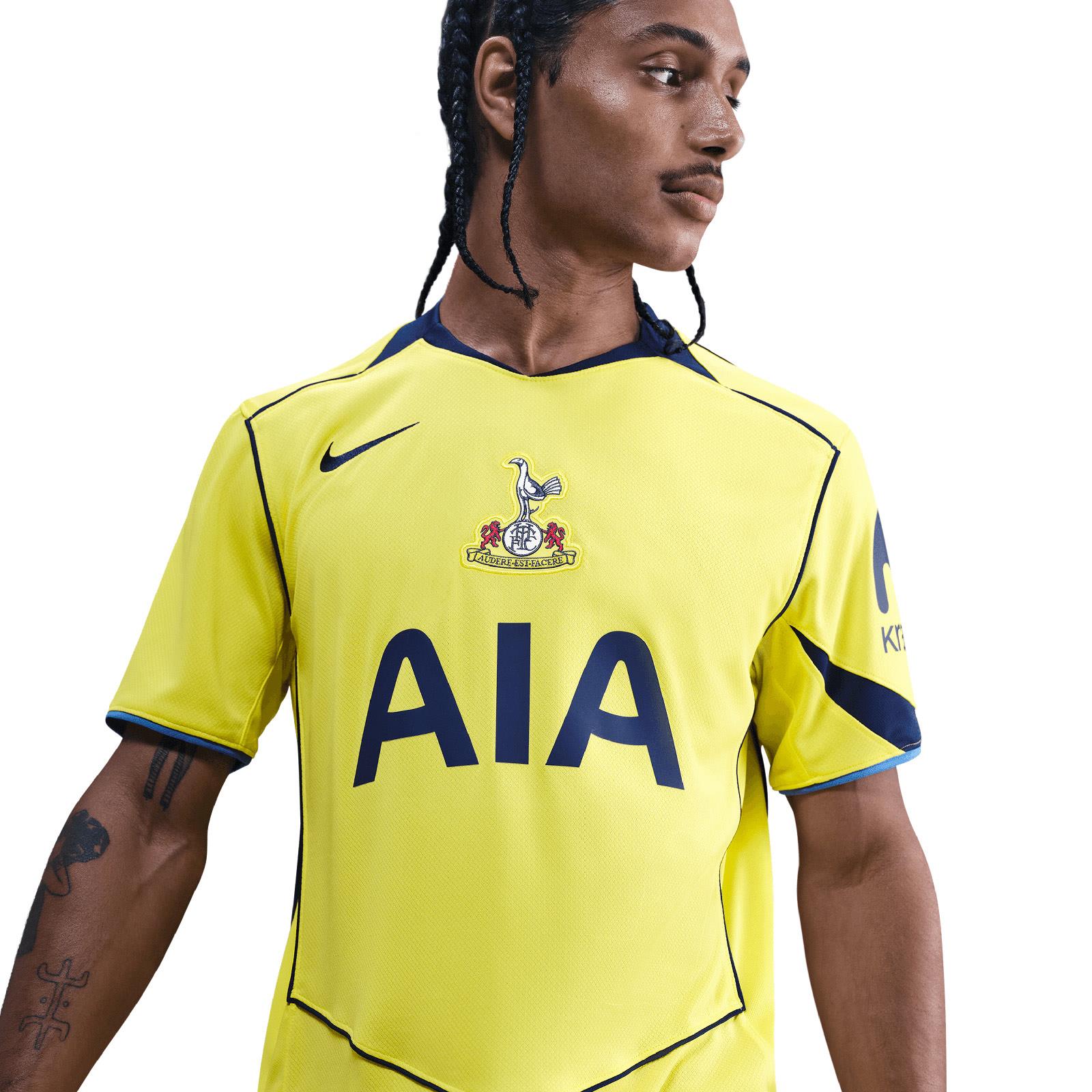 Nike Tottenham Hotspur 2025/26 Stadium Third Mens Dri-FIT Total 90 Soccer Replica Jersey - Image 3