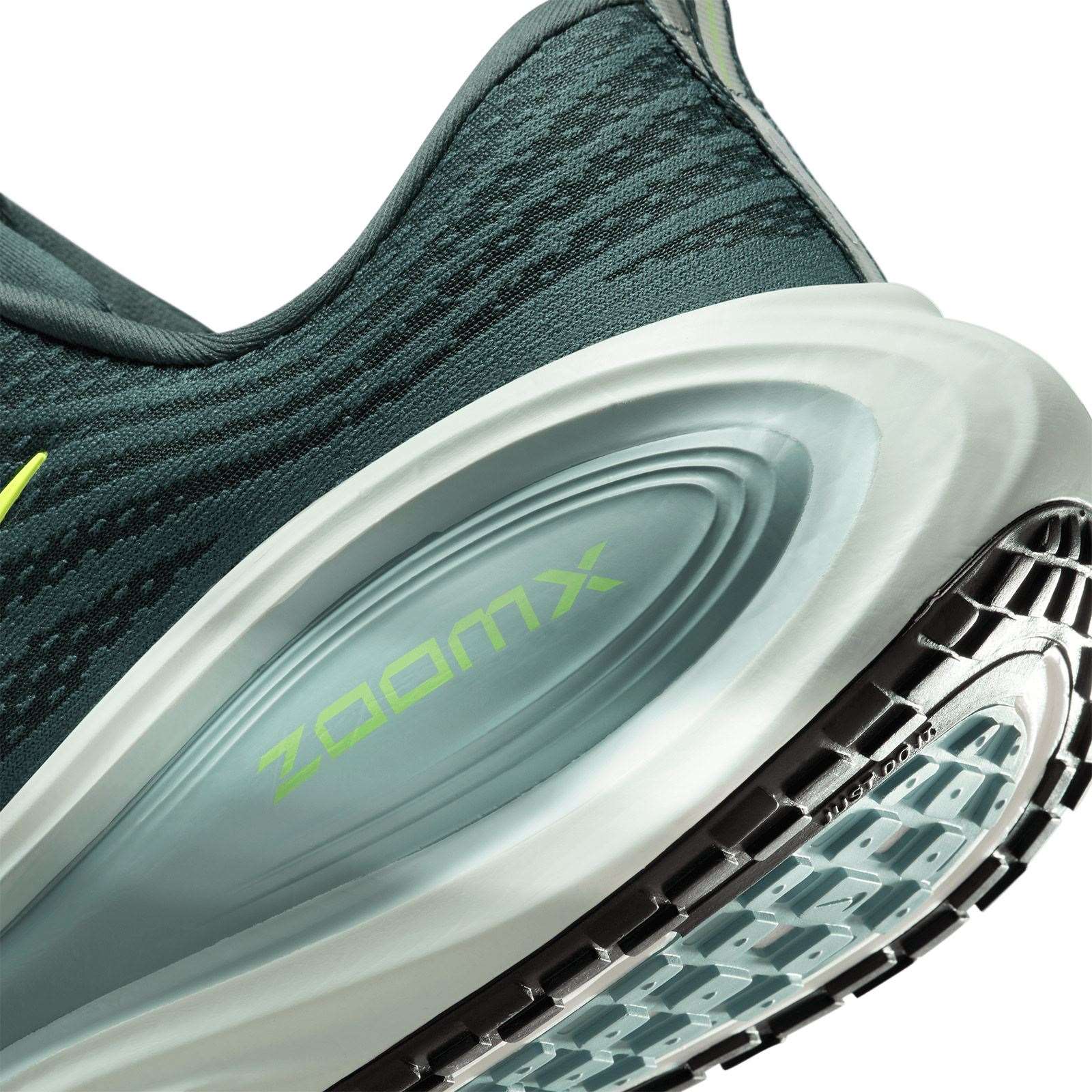 Nike Vomero Plus Mens Road Running Shoes - Image 6