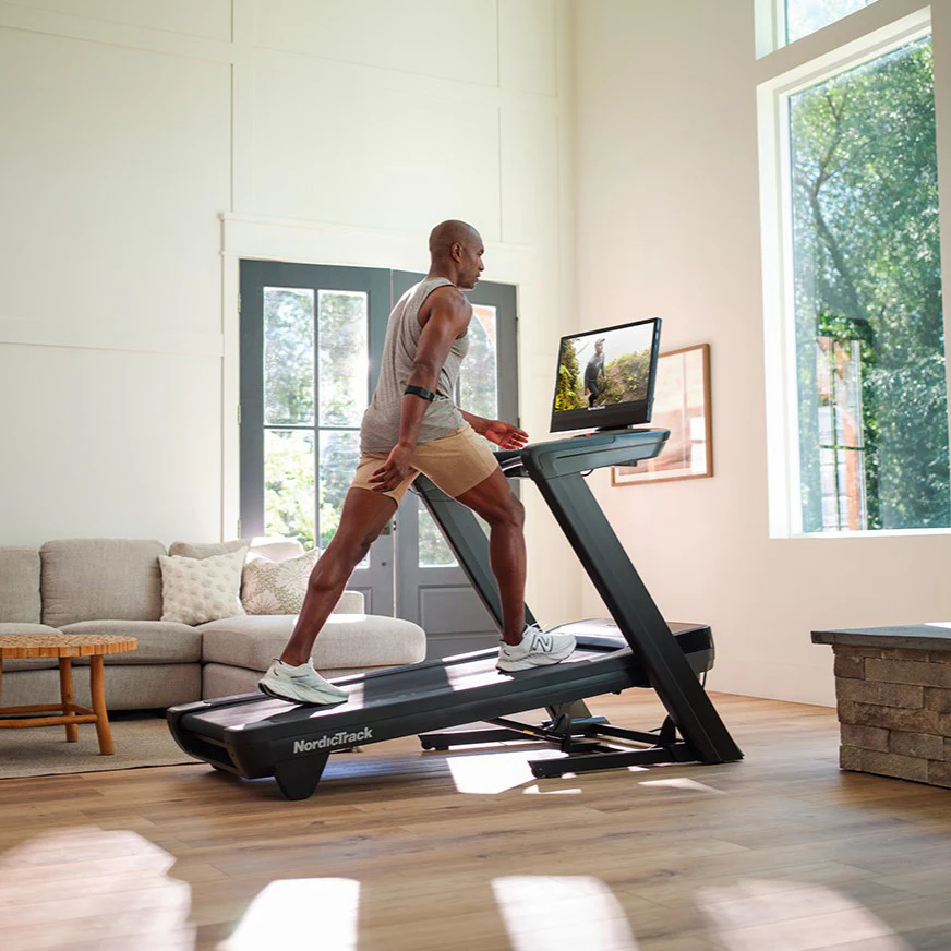 Nordic Track C2450 Foldable Treadmill - Image 7