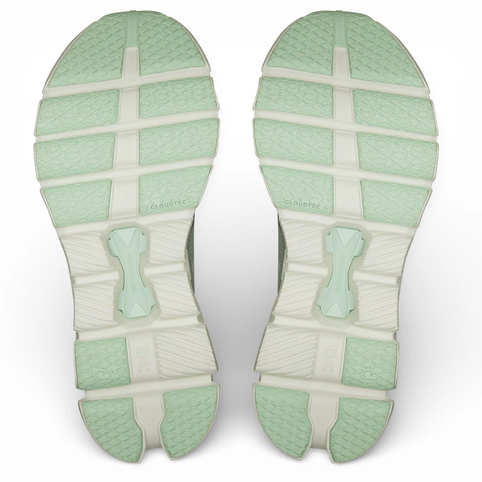 On Cloud X 4 Womens Versatile Training Shoes - Image 4