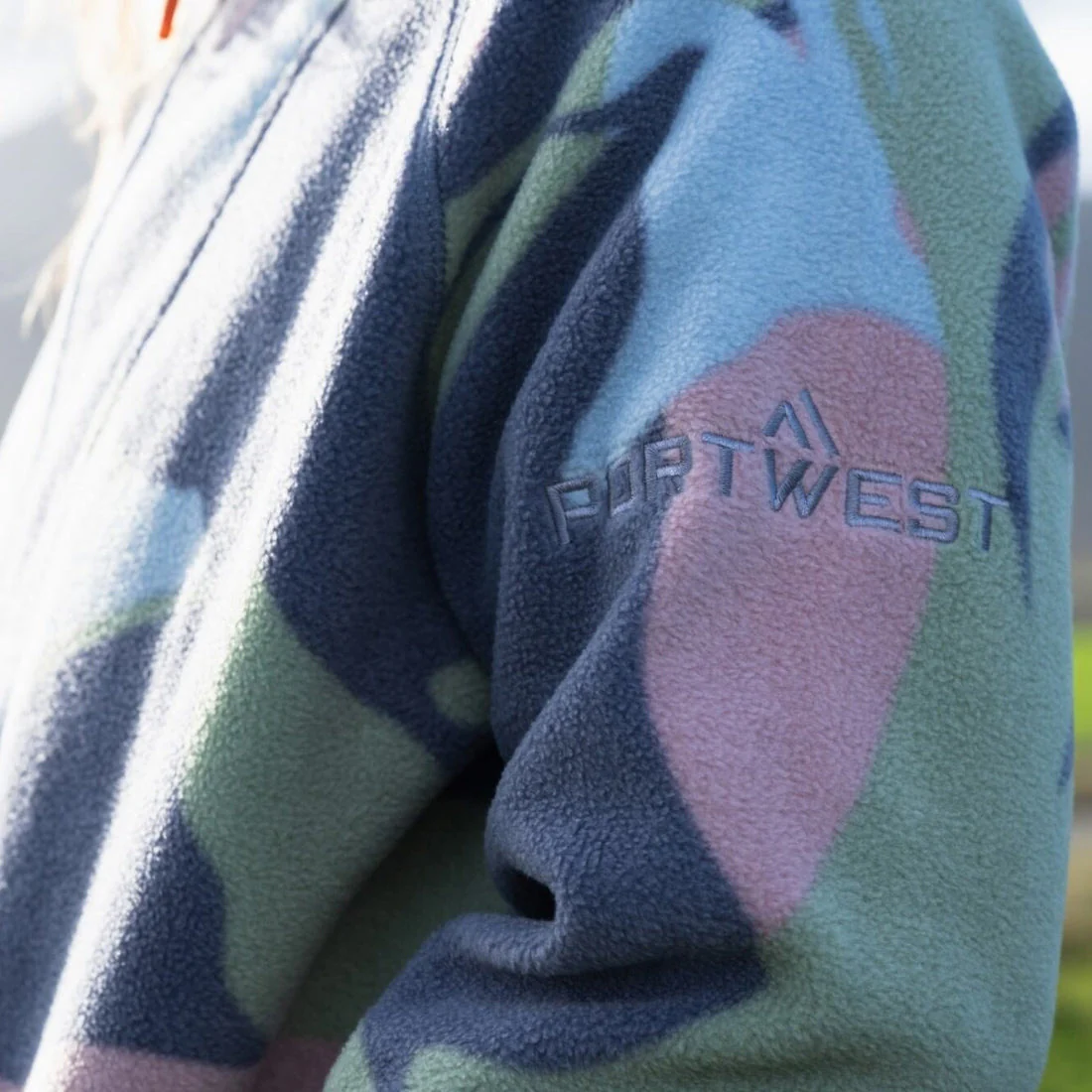 Portwest Croaghan Womens Fleece - Image 7