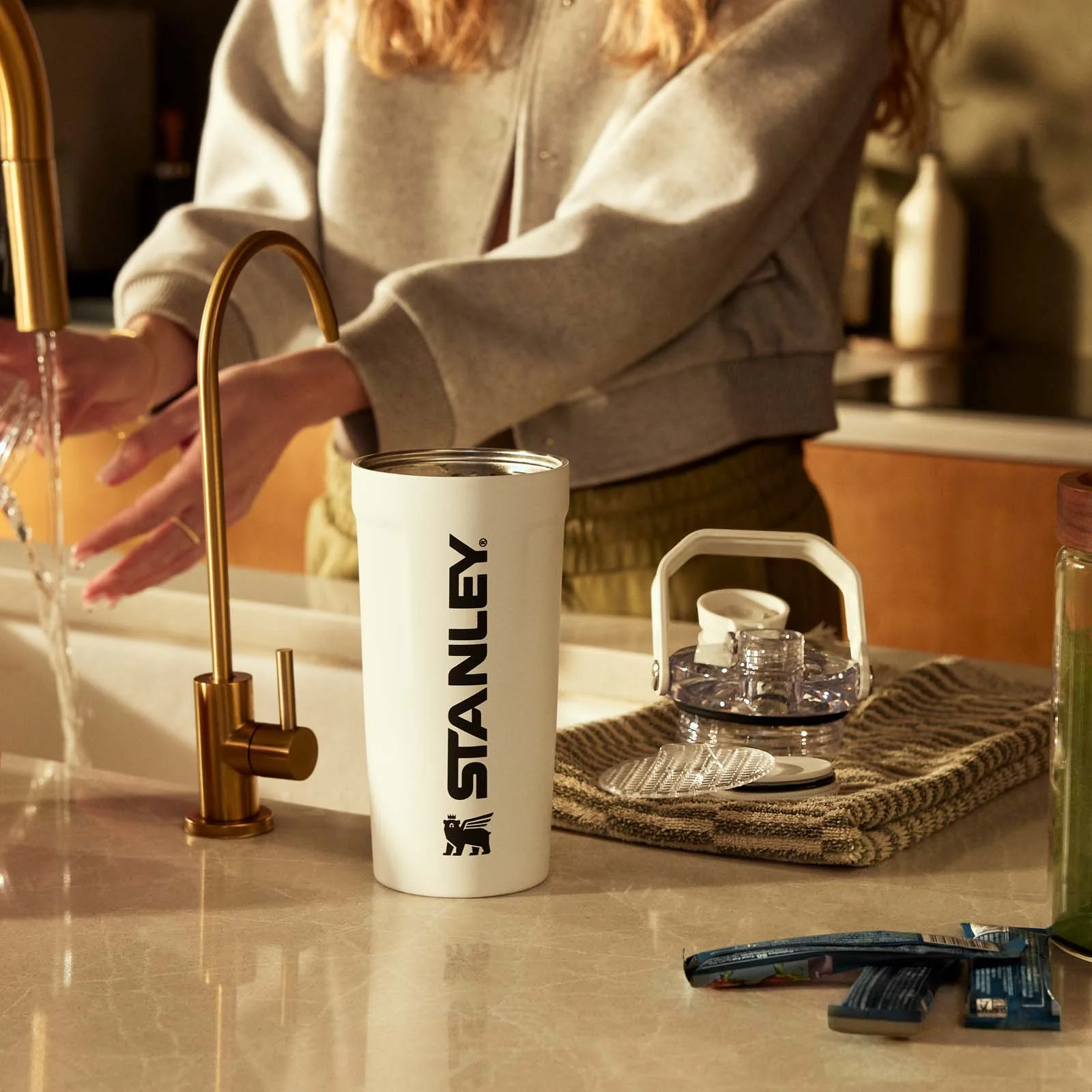 Stanley The Vitalize Shaker - White - Image 6