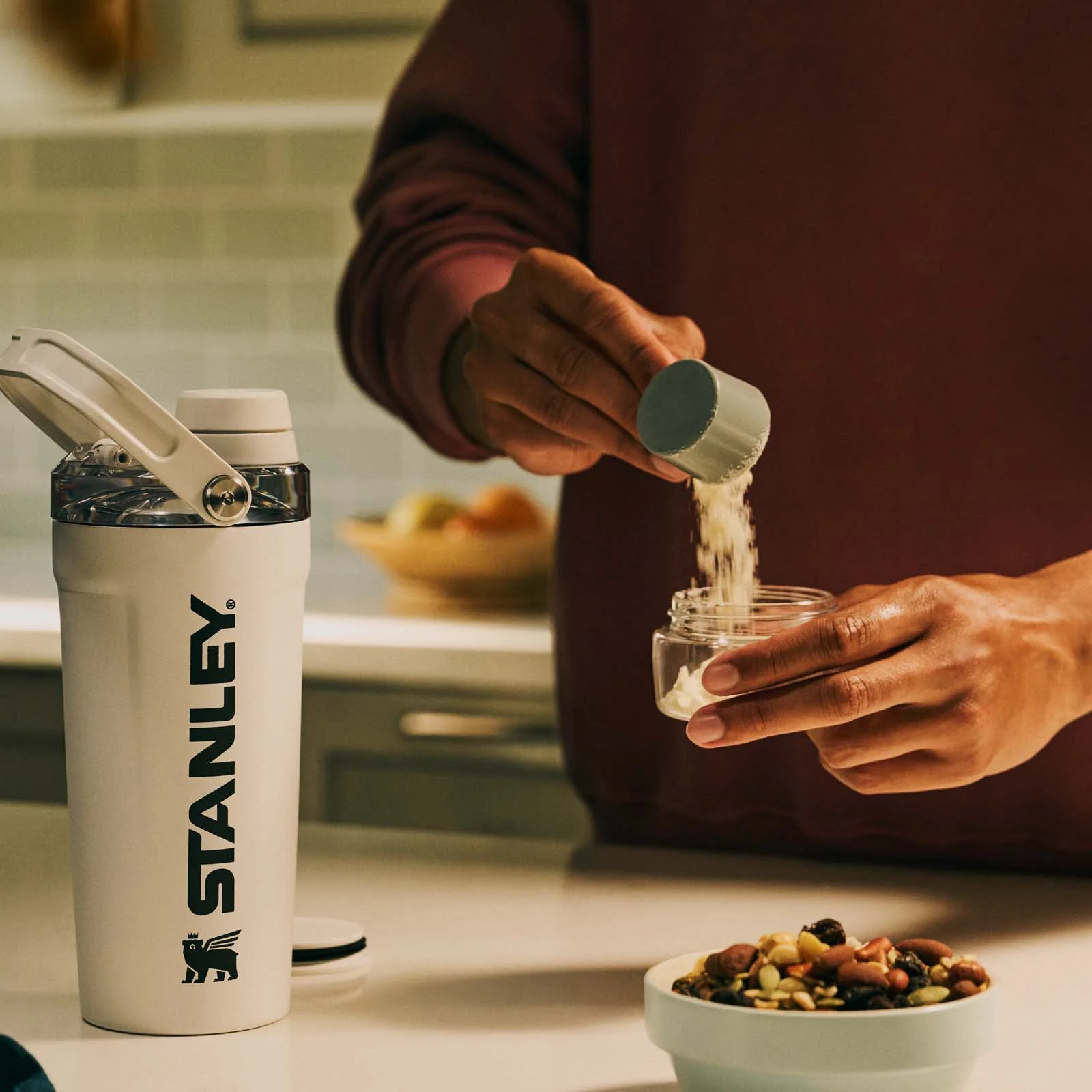 Stanley The Vitalize Shaker - White - Image 7