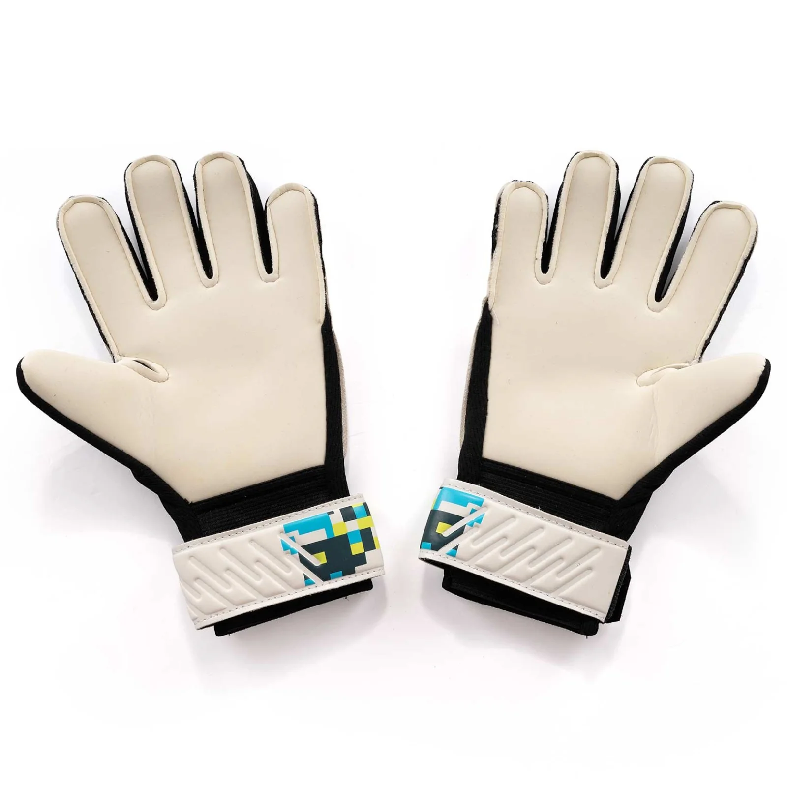 Umbro Formation IV Kids Football Goalkeeper Gloves - Image 2