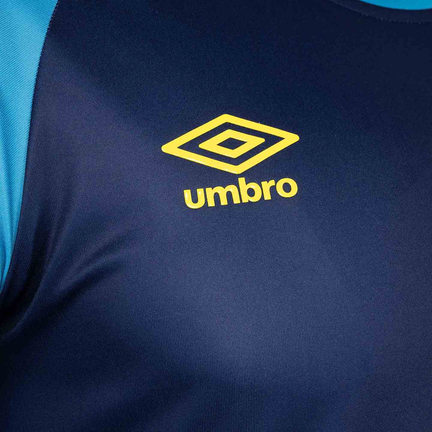 Umbro St Patricks Athletic Football Club 2025 Training Jersey - Image 4