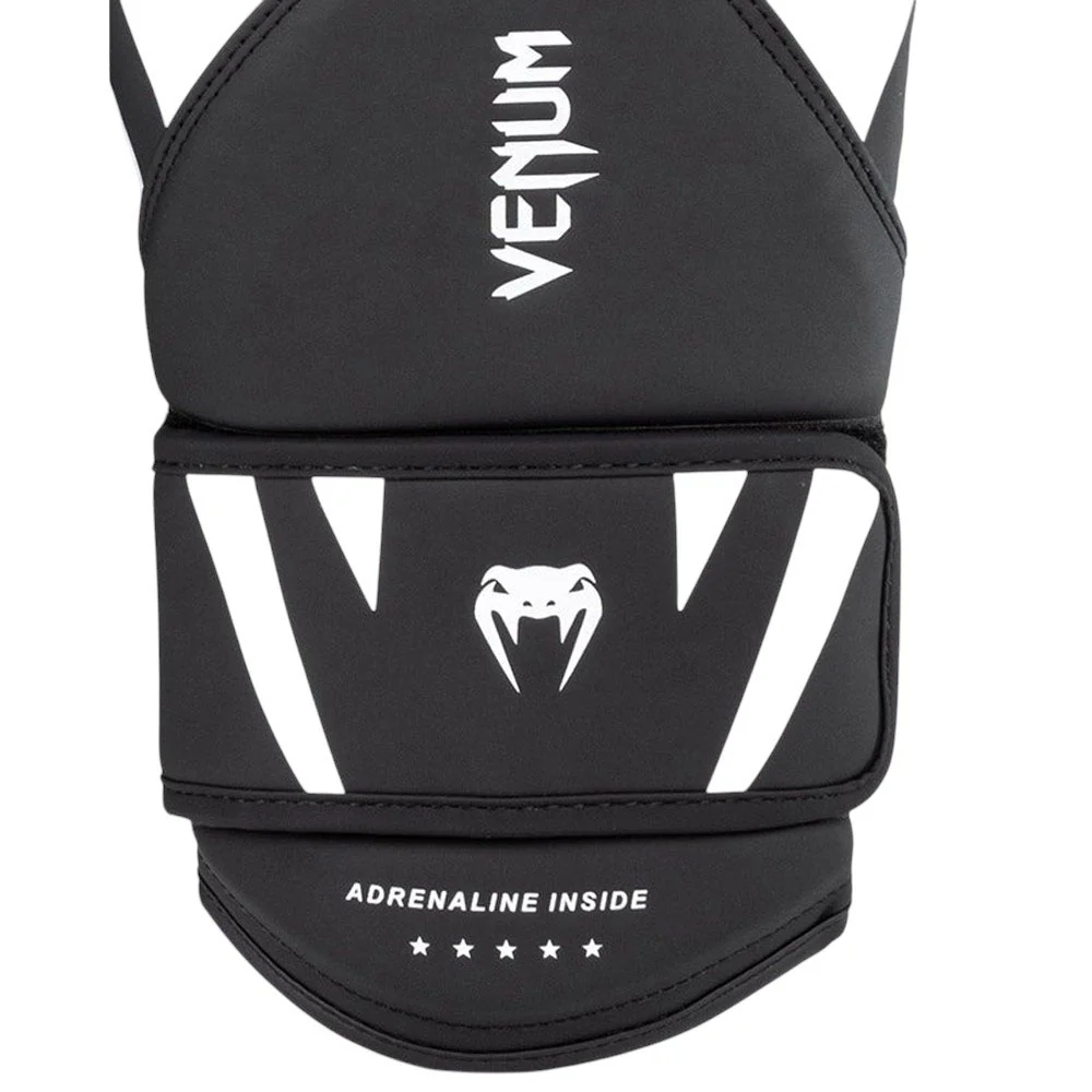 Venum Challenger 4.0 Boxing Gloves - Image 3